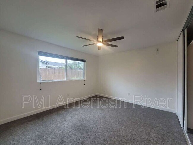 Building Photo - 4475 Silverton Way