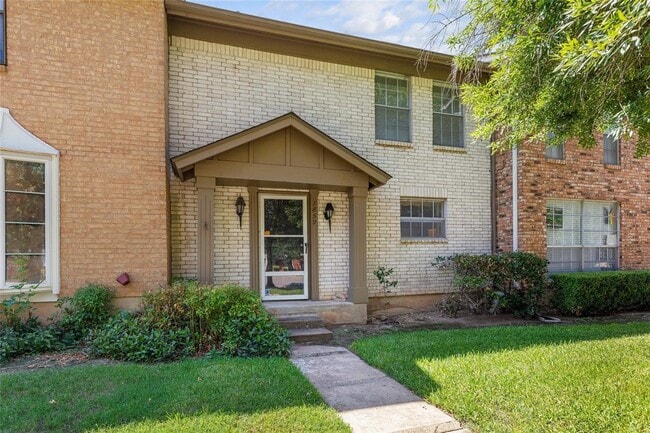 Building Photo - 1859 Coronado Hills Dr