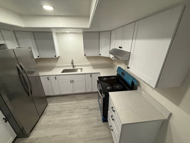 Building Photo - Wonderful 3 Bedroom Duplex in Puyallup!