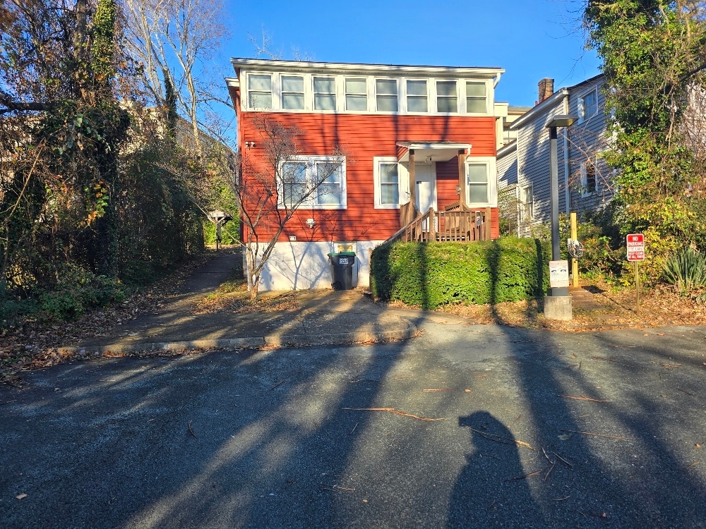 rear of property - 142 Carlton Rd