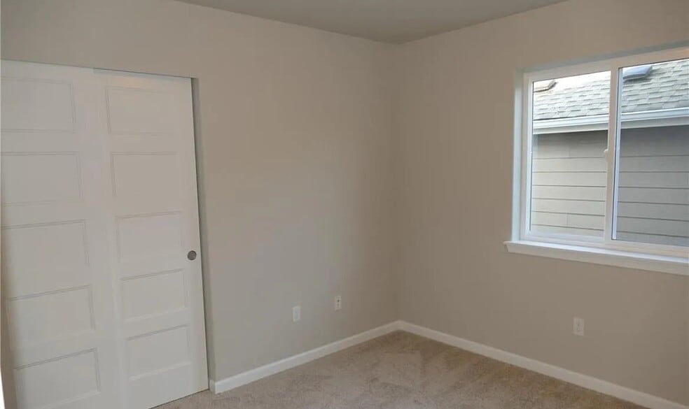 Building Photo - 5407 Lily Jo Ct SE