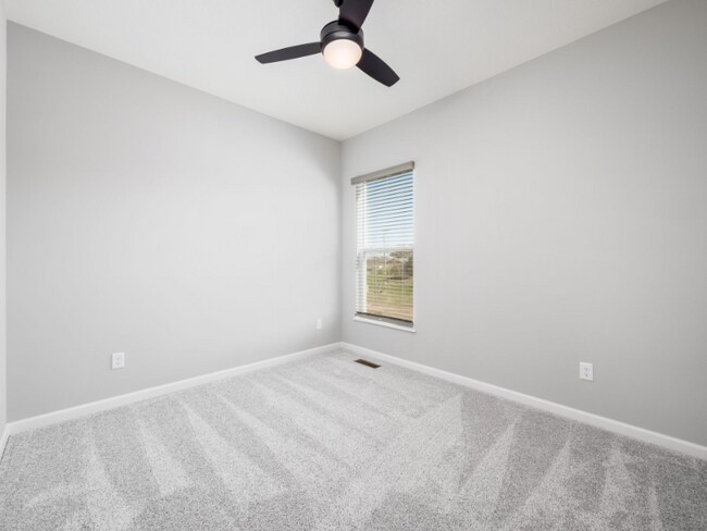 Building Photo - 267 Sage Hill Dr
