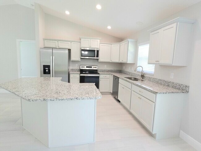 Building Photo - 7808 N Keystone Dr