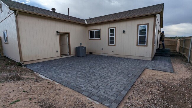Building Photo - Great Williams Home for Rent