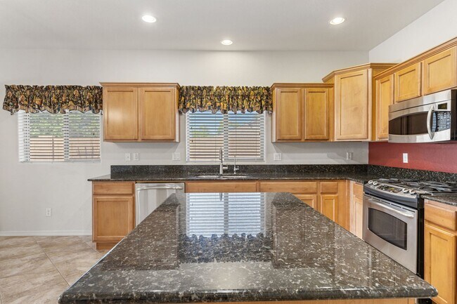 Building Photo - Nice East Mesa Home!