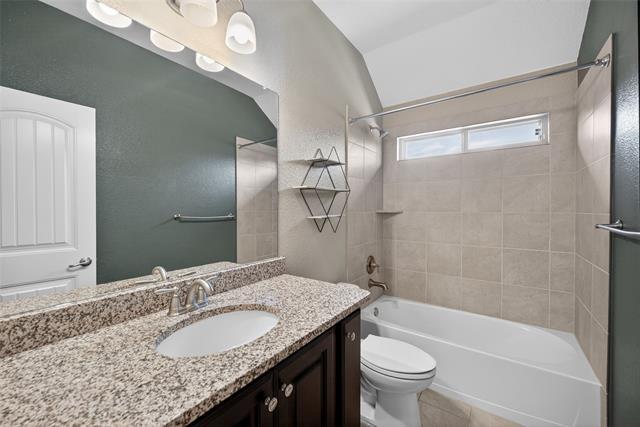 Building Photo - 4701 Bungalow Dr