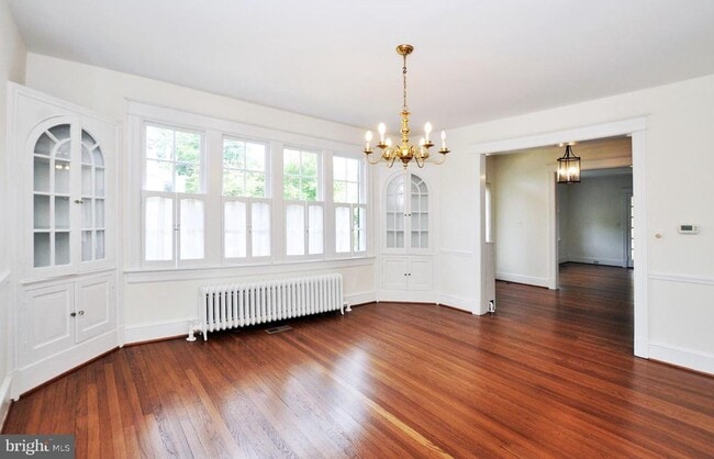 Building Photo - 3752 Kanawha St NW