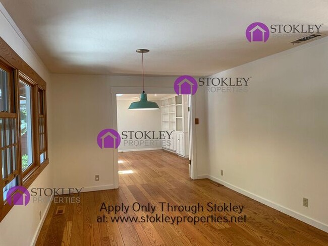 Building Photo - 149 Alegra Ln