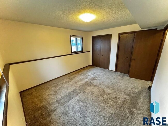 Building Photo - 2503 W 3rd St