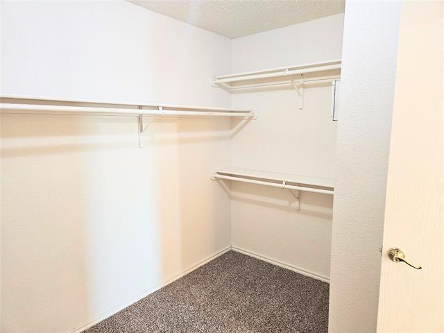 Building Photo - 8405 3 Bars Dr