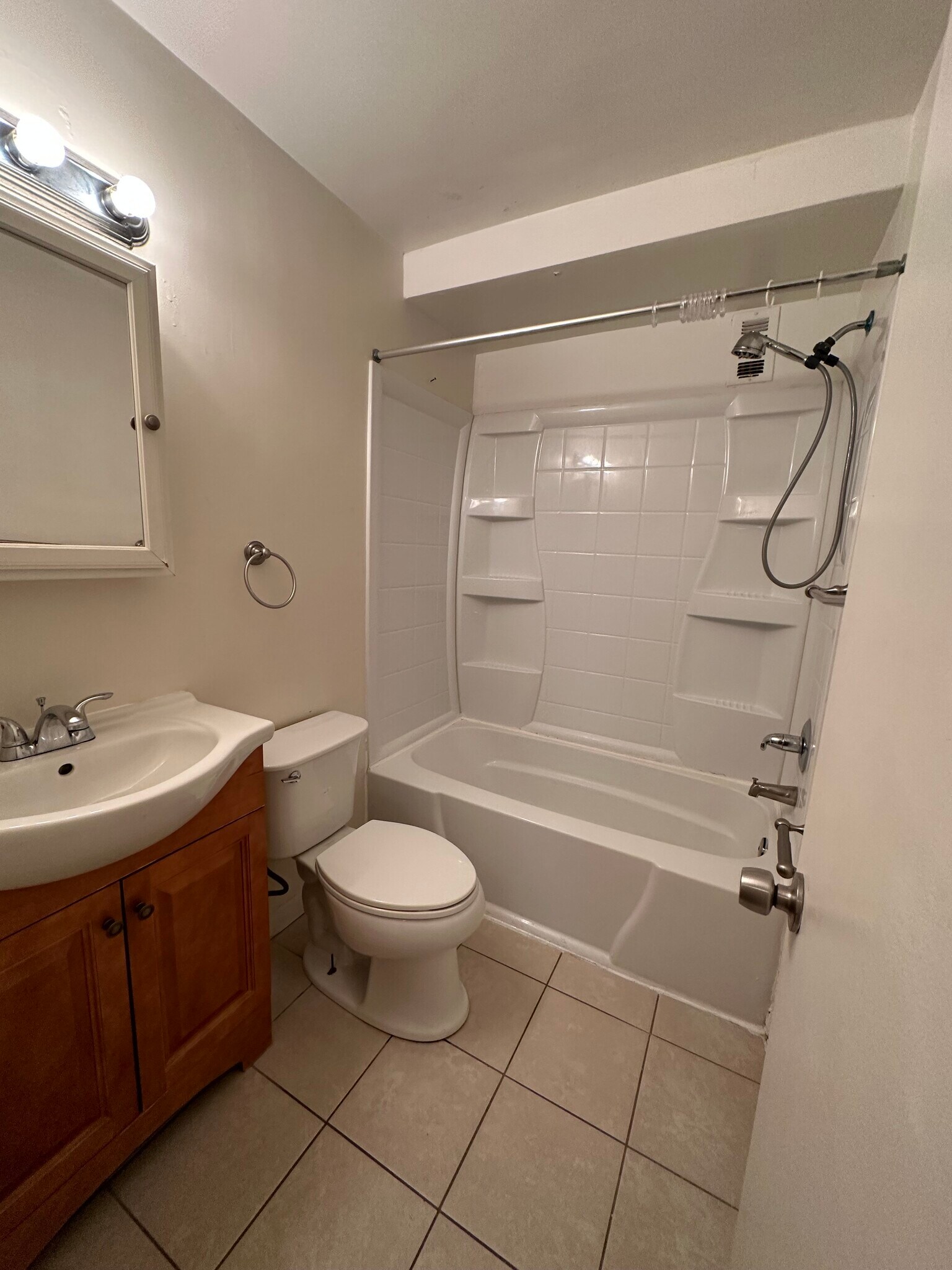 Building Photo - 4313 Knox Rd