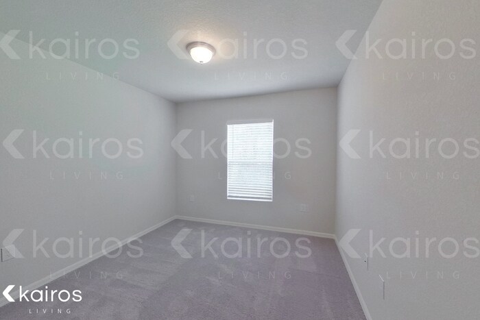 Building Photo - 1233 Huntington St