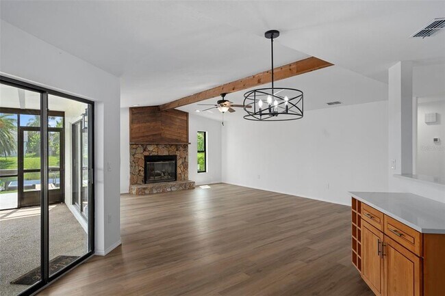 Building Photo - 9910 Island Harbor Dr