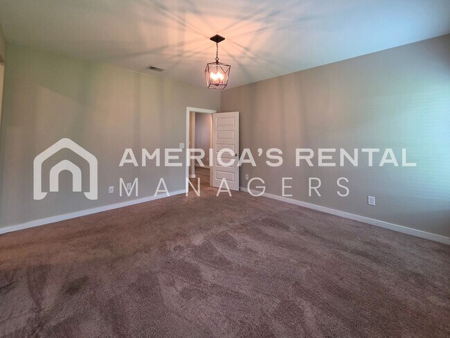 Building Photo - DEPOSIT PENDING!!! - Four Bedroom, Modern Home for Rent in Eastaboga - Available NOW!
