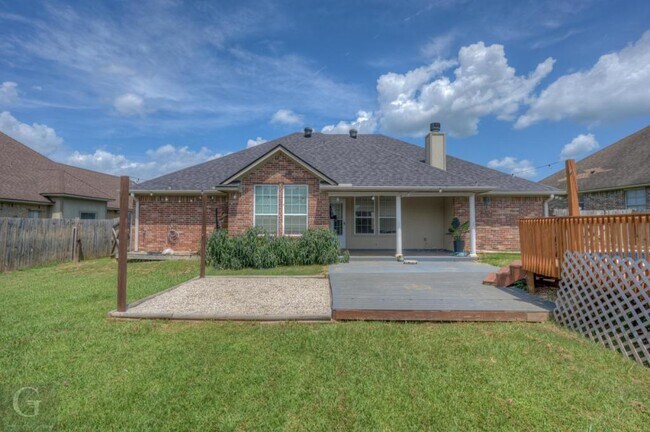 Building Photo - 3910 Le Brooke Ln