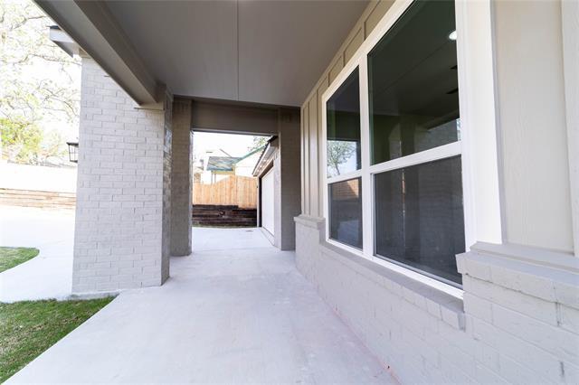 Building Photo - 3003 NW 21st St
