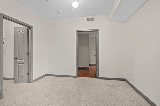 Building Photo - 390 17th St NW