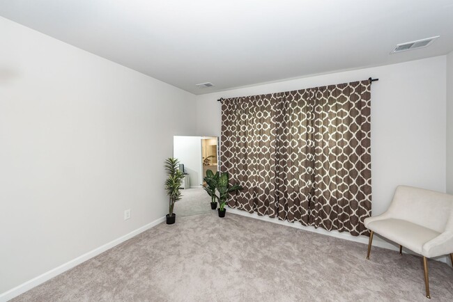 Building Photo - 3 Bedroom 2.5 Bath Single Family Home in W...