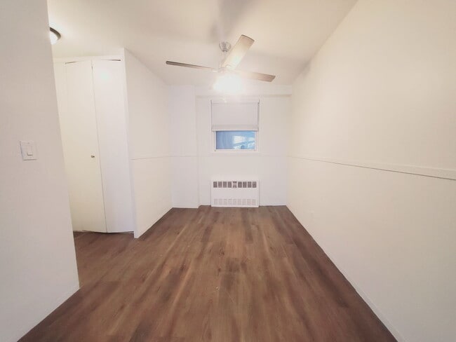 Building Photo - 444 Bedford St