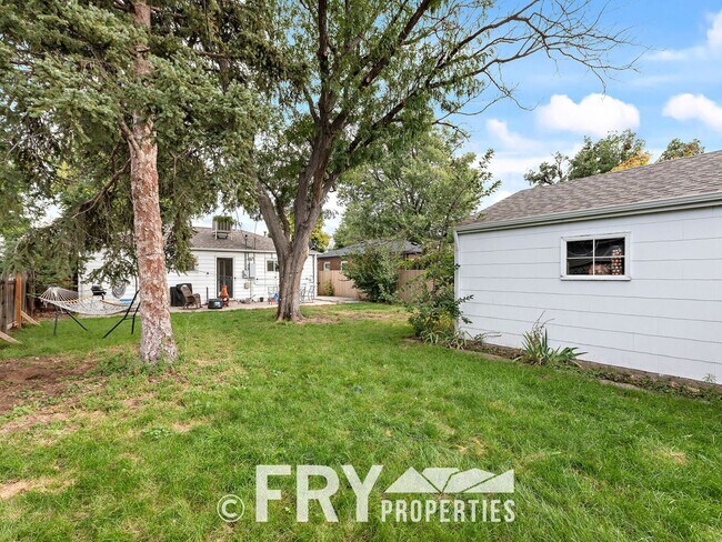 Building Photo - 5081 Elm Ct