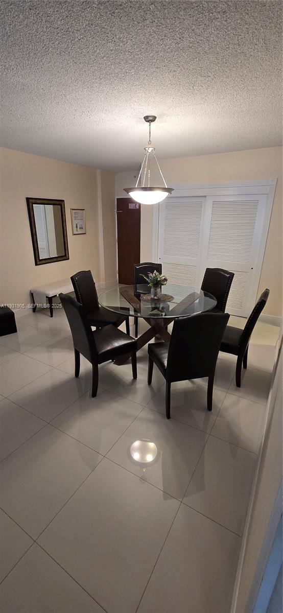 Building Photo - 4001 S Ocean Dr