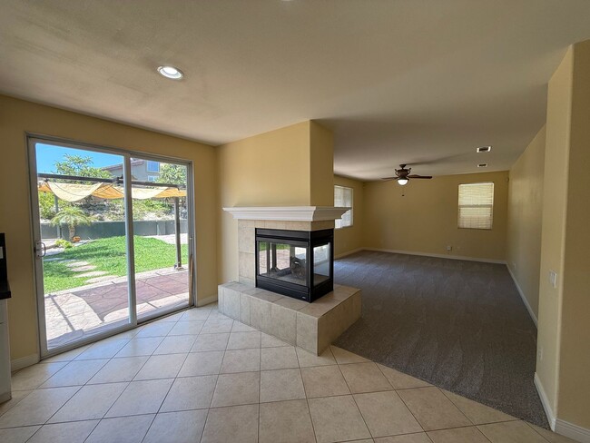 Building Photo - Luxury 5 Bedroom, 4.5 Bath Home in Otay Ra...