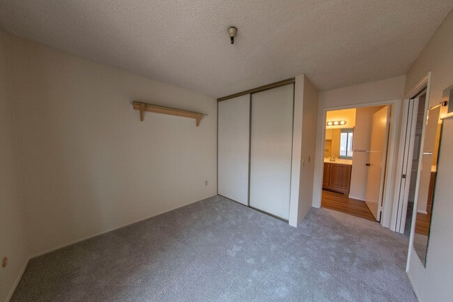 Building Photo - 1BR/1BA North Park Condo - 55+ Community, ...