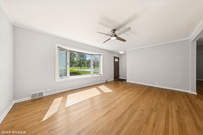 Building Photo - 5208 Wolf Rd