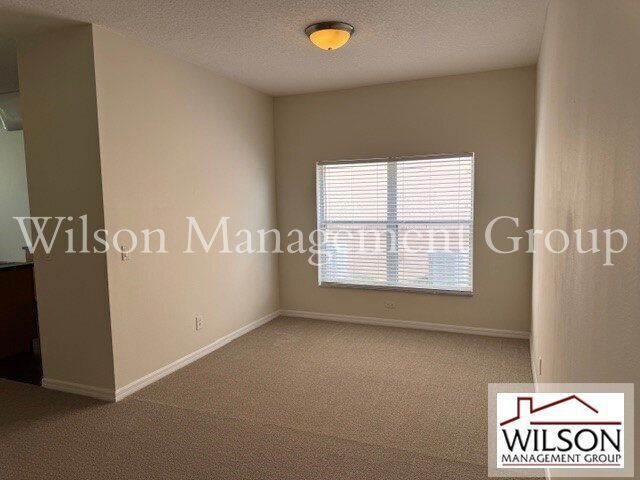 Building Photo - 1819 Saffron Plum Ln