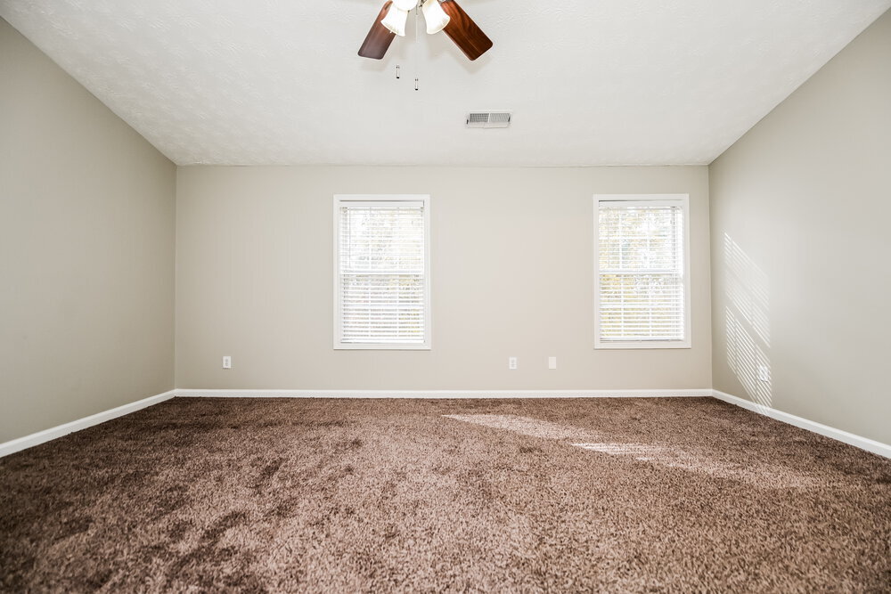 Building Photo - 251 Winthrop Ln