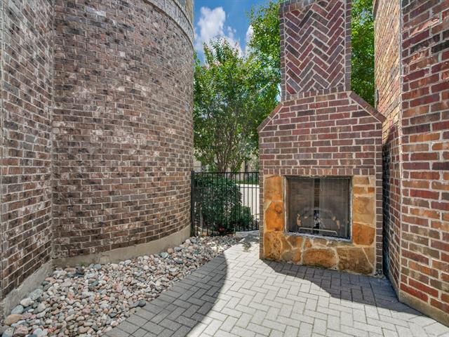 Building Photo - 1213 Crockett St