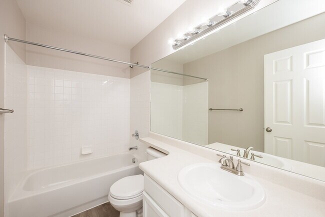 Building Photo - 4008 Ascendant Dr