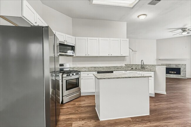 Building Photo - 22111 Cassini Ct