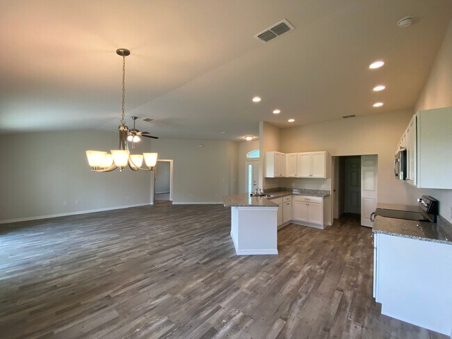 Building Photo - 5272 SW 129th Pl