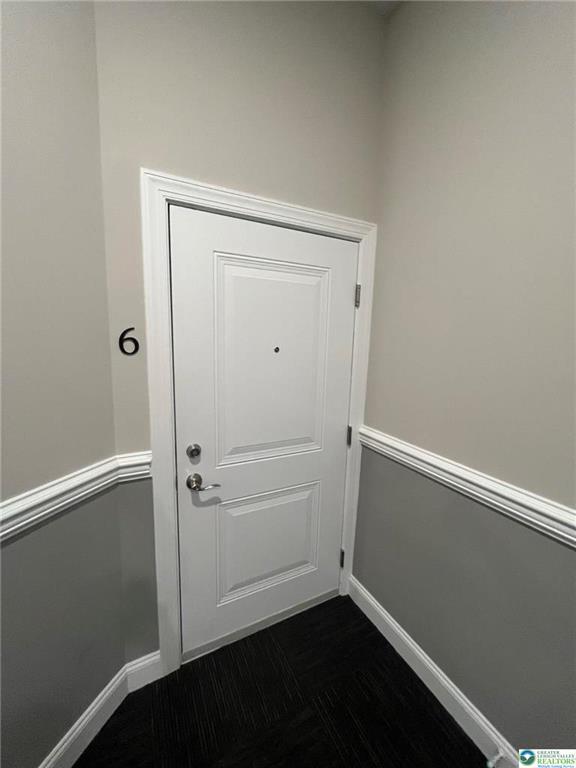 Building Photo - 216 Penn St