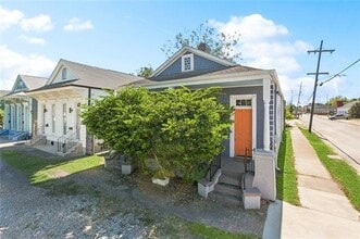 Building Photo - 1002 N Rocheblave St