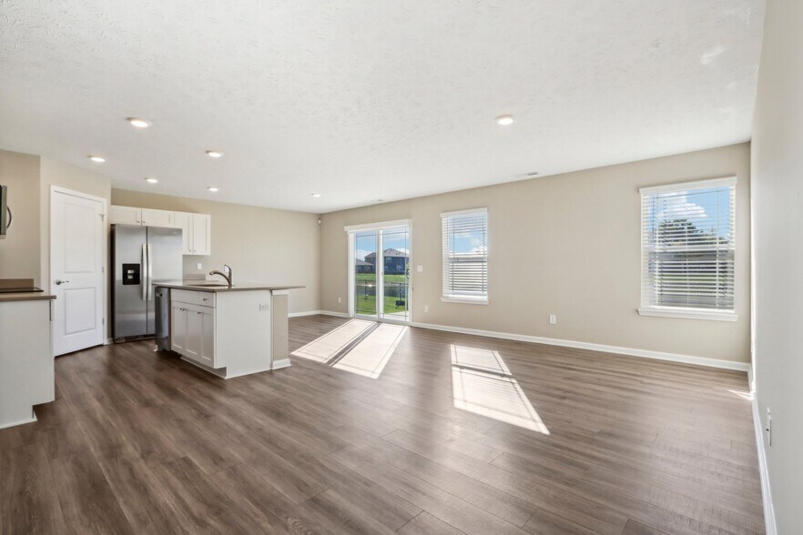 Building Photo - 604 Marsh Aster Dr