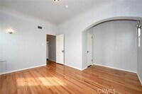 Building Photo - 1250 Mariposa Ave