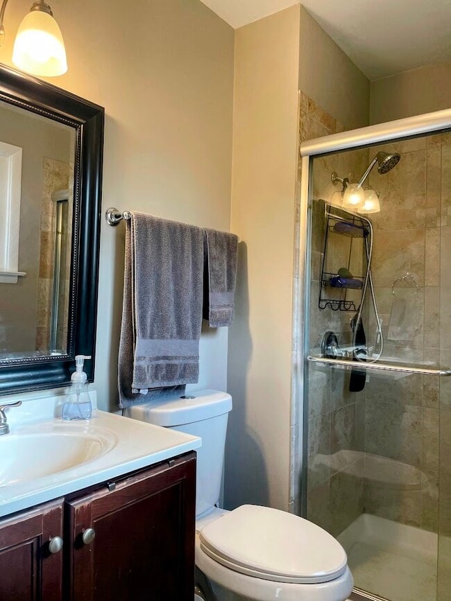 Building Photo - 543 S 7th St