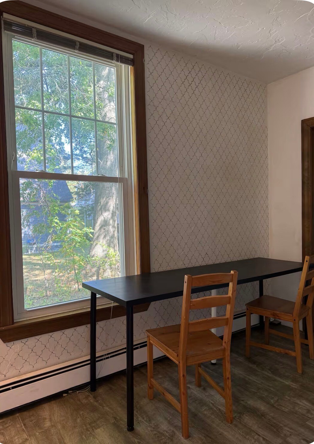 Building Photo - 41 Hollywood St.