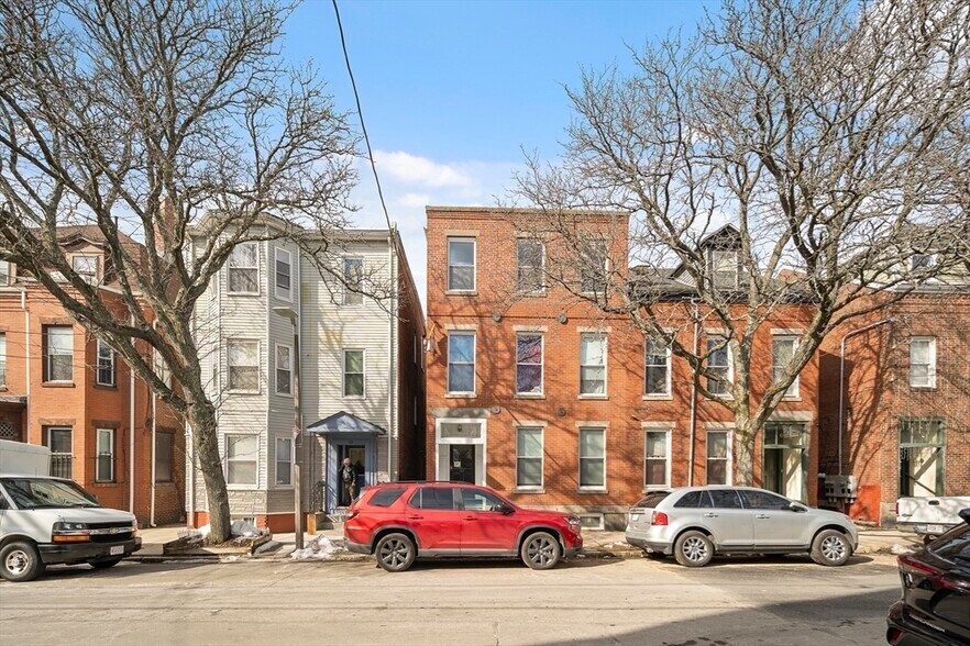 Building Photo - 64 Trenton St