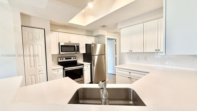 Building Photo - 2730 Anzio Ct