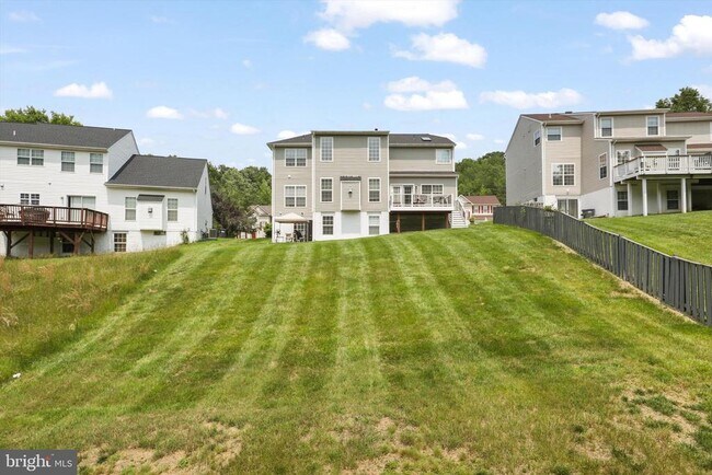 Building Photo - 2973 Myrtlewood Dr