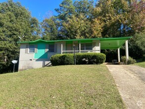 Building Photo - **AVAILABLE NOW**Nice East Columbus, GA 3 ...