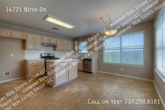Building Photo - 14721 Noya Dr