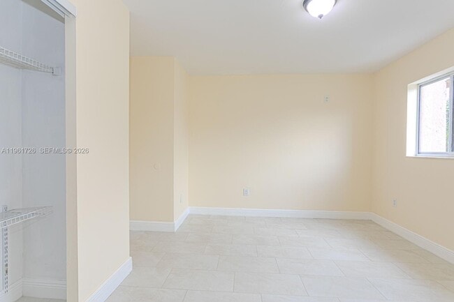 Building Photo - 5698 W 25th Ct