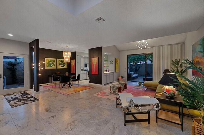 Building Photo - Mountain View Retreat in Palm Springs