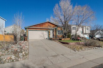 Building Photo - 6435 Chantilly Pl