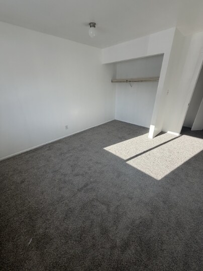 Building Photo - 750 E Michigan Ave