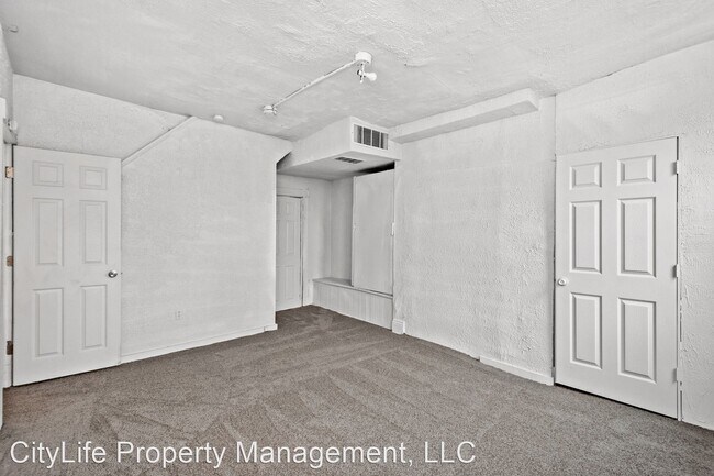 Building Photo - 3 br, 1 bath House - 221 Freeland Street